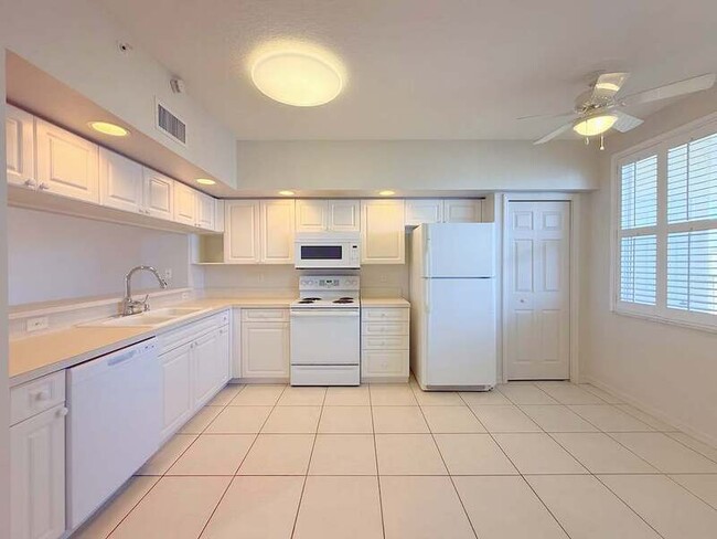 Photo - 1200 Country Club Dr Unit 3503