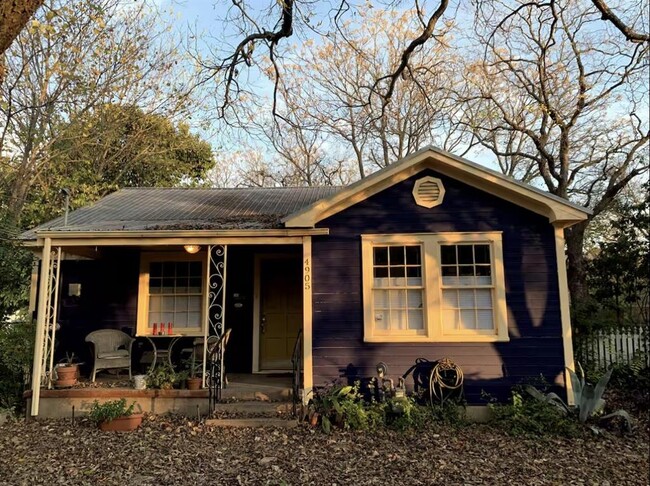 Building Photo - 4905 Caswell Ave