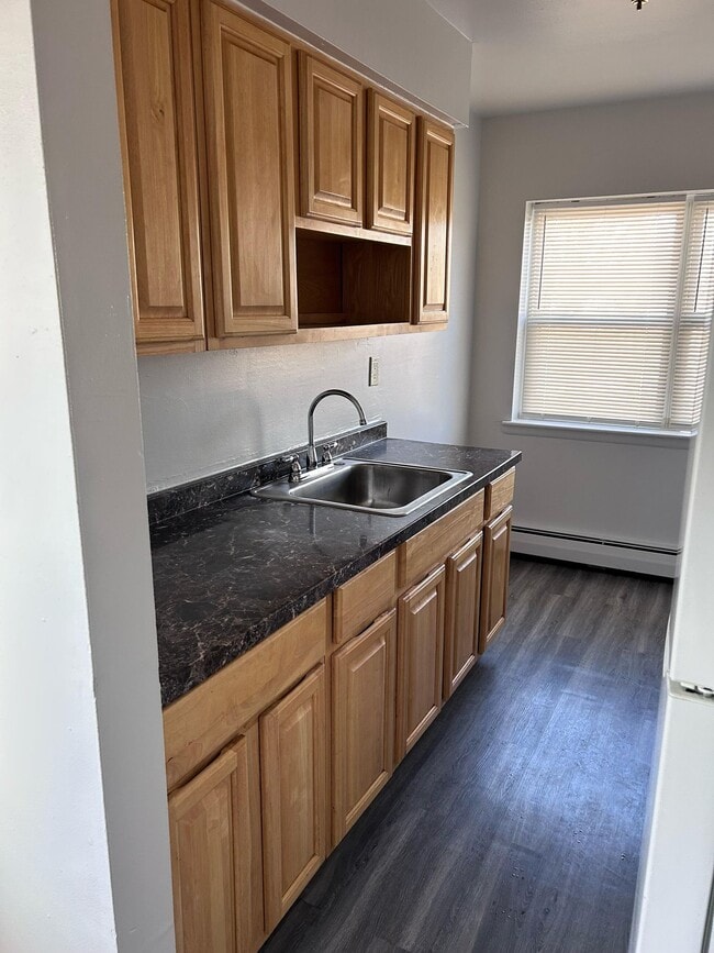 Kingsley Apartments