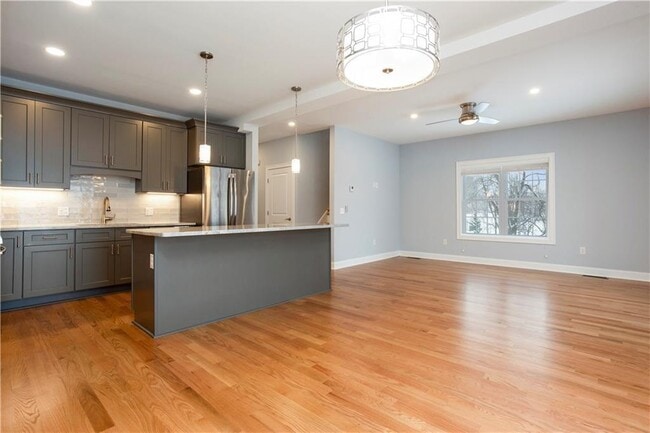 Photo - 314 Chases Ln Unidad A