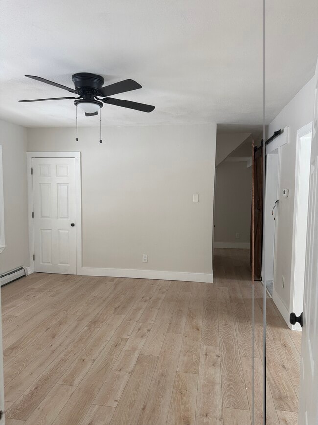 Photo - 567 Thacher St Unit 567 Thacher street FL1