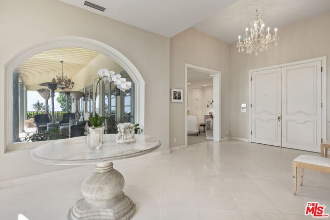 Photo - 1634 Gilcrest Dr