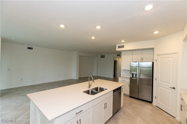 Photo - 16572 Kingwood Ln Unit 3611