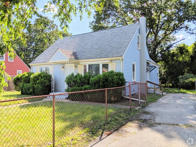 Building Photo - 410 Camden Ave Rental