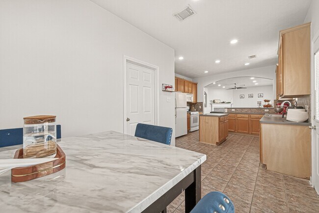 Photo - 7023 Westford Park Ln