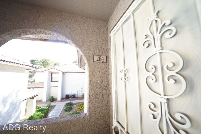 Photo - 1 br, 1 bath House - 2606 S Durango Dr #26...