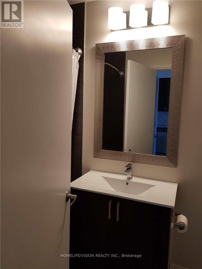 Photo - 22 E Haven Dr Unit 533