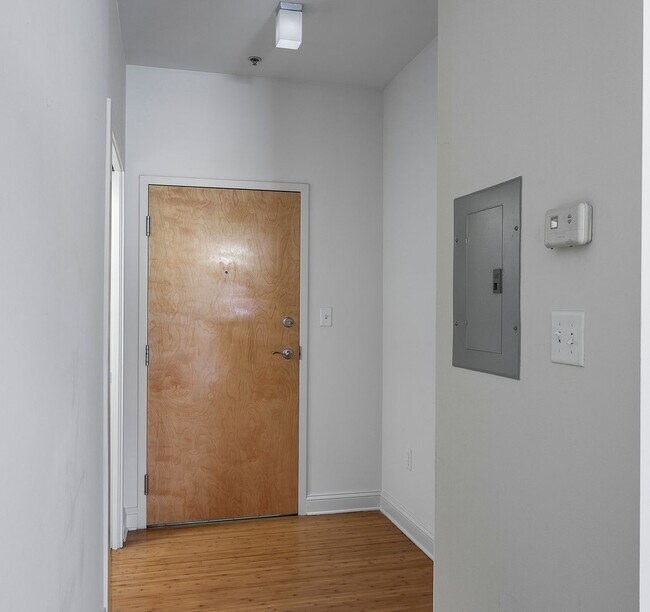 Photo - 1333 W Broad St