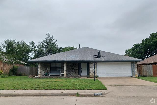 Building Photo - 217 Oakhaven Dr Rental