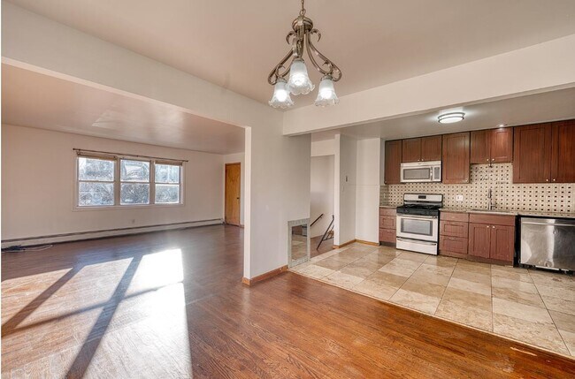 Photo - 358 Mercer Loop