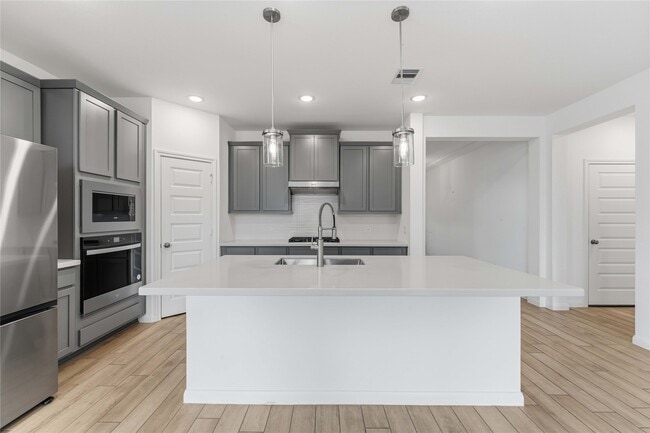 Photo - 7215 Mellow Gln Wy