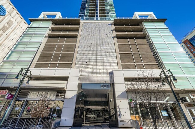 Photo - Elevated Downtown 2BDR Living | Mountain & City Views