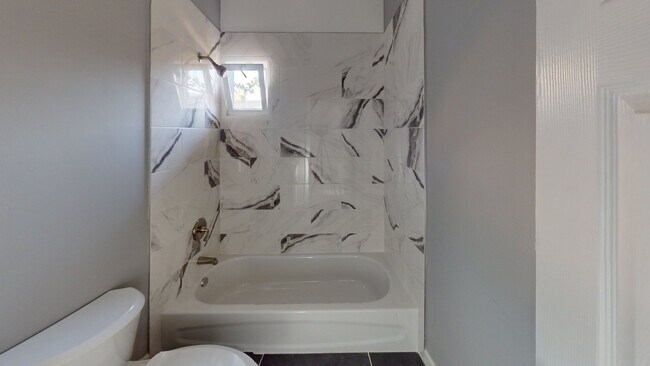 Photo - 203 Spring St Unit 2