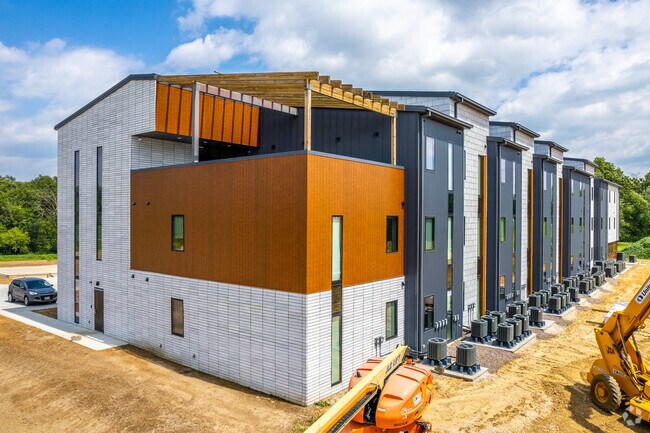 Photo - Briar Grove Apartments (Building D)