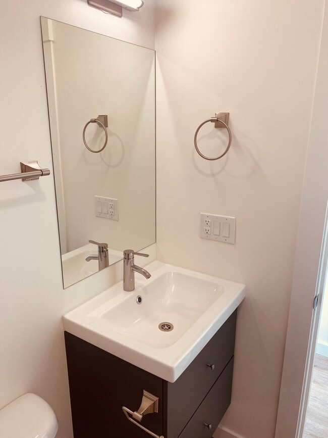 Photo - Newer Construction 1 bedroom house near Coffee park!