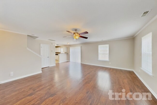 Photo - 223 Pebblestone Dr