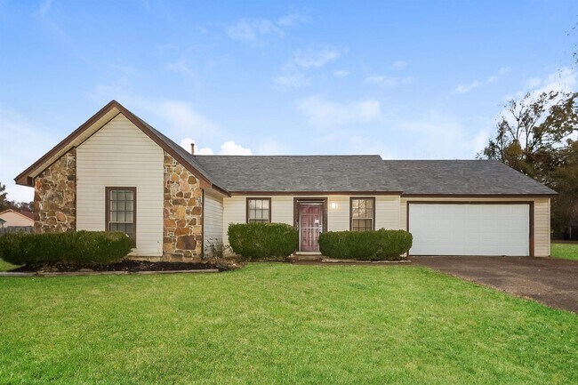 Photo - 4520 Northwood Hills Dr House
