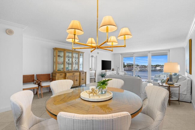 Building Photo - 511 Bayshore Dr Unit 408