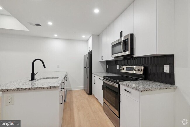 Building Photo - 1643 N 2nd St Unit 203 Rental