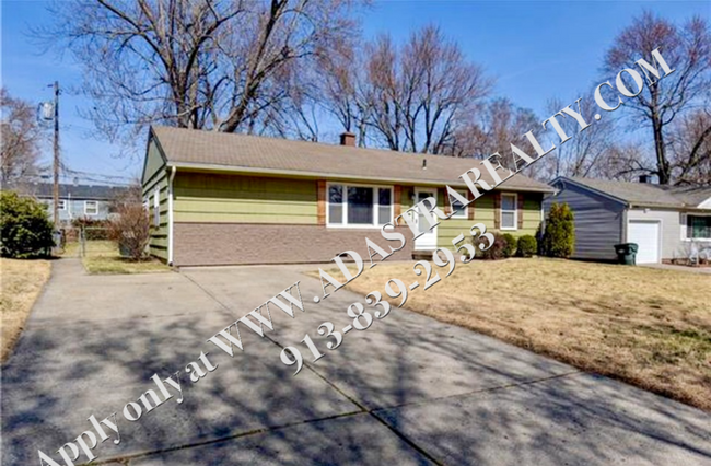 Cute 3 Bed 1 Bath Ranch in Raytown-Availab... - Cute 3 Bed 1 Bath Ranch in Raytown-Availab... Casa