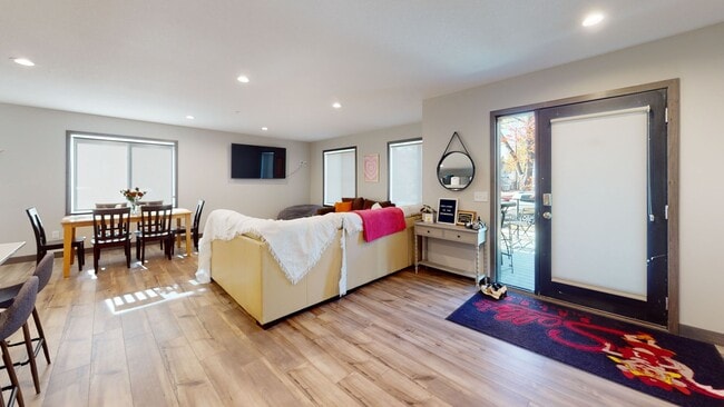 Photo - 707 13th Ave SE Unit 709 13th Ave SE