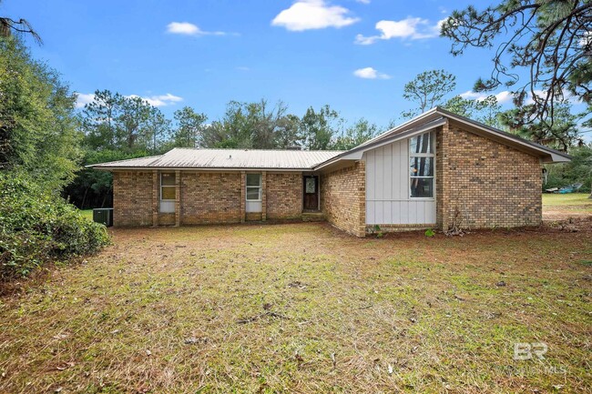 Building Photo - 34046 Widell Ave