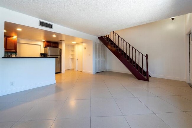 Building Photo - 3150 NW 88th Ave Rental