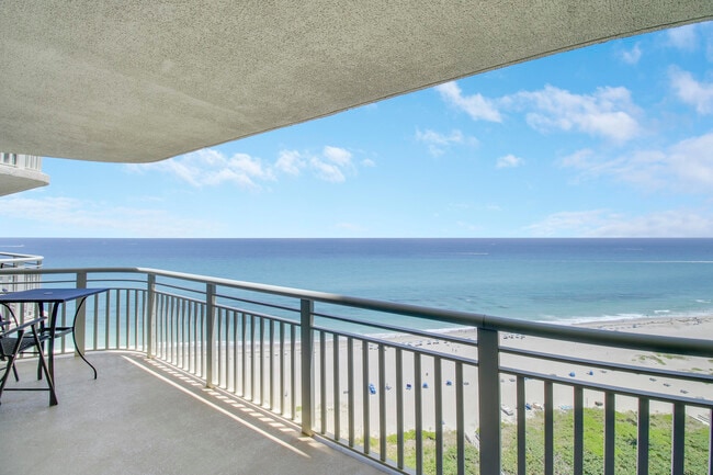 Building Photo - 3000 N Ocean Dr Unit 23d