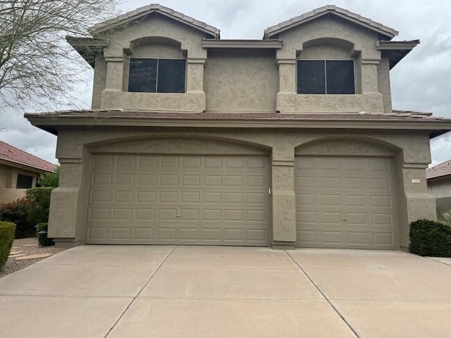 Photo - Luxury Scottsdale Rental with Chef’s Kitchen & 3-Car Garage