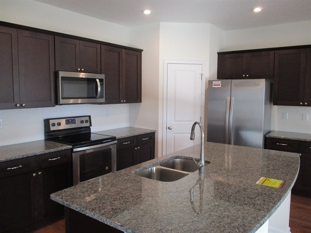 Photo - 8179 Radican Rd