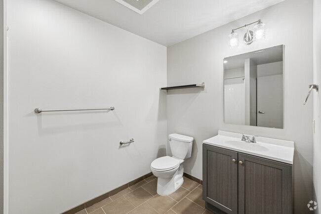 2BR, 2BA - 2,300SF - Second Bathroom
