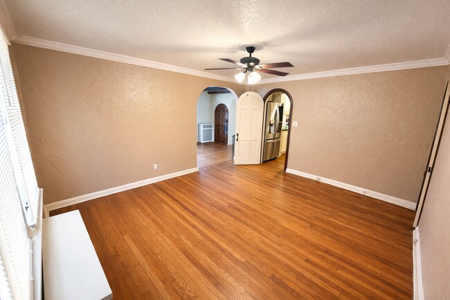 Photo - 19614 Winslow Rd Unit Lower