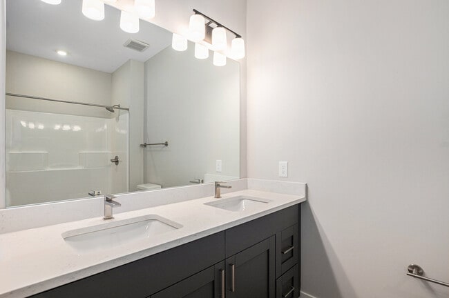 The Summit at Harvey Townhomes
