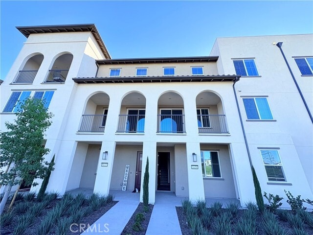 Building Photo - 8439 Bickmore Ave