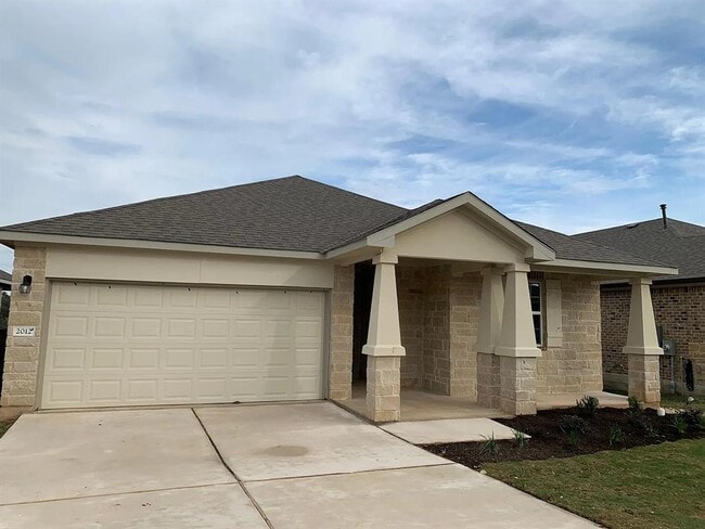 Building Photo - 2012 Centerline Ln Rental