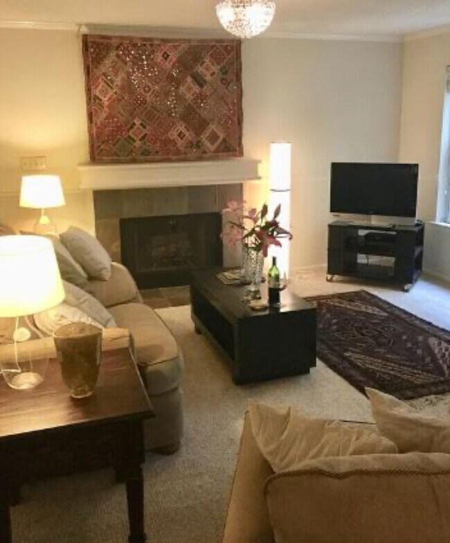 Photo - 5013 Sharon Rd