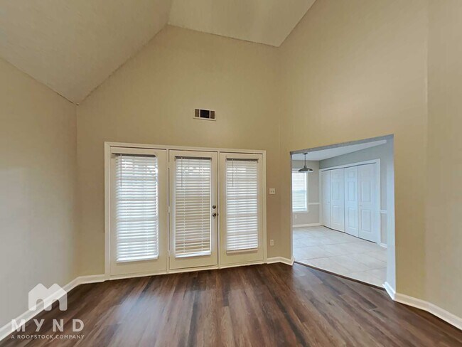 Photo - 1078 Nolan Ln