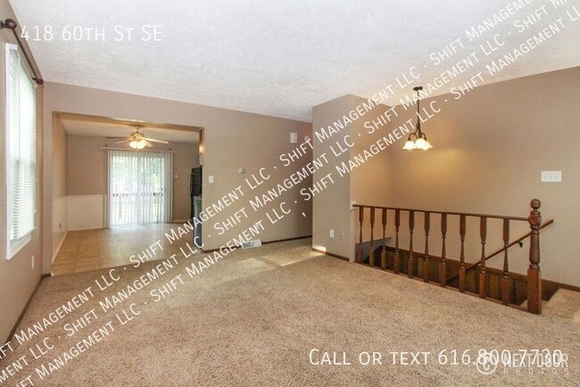 Photo - 418 60th St SE
