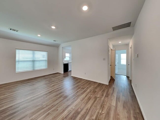 Photo - 5928 Rimini Landing Ln