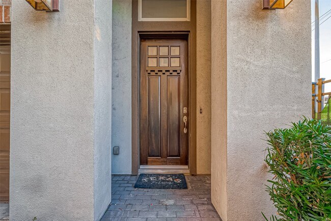 Photo - 2227 Chenevert St