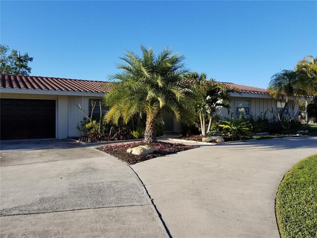 Photo - 2745 Cardwell Way Casa