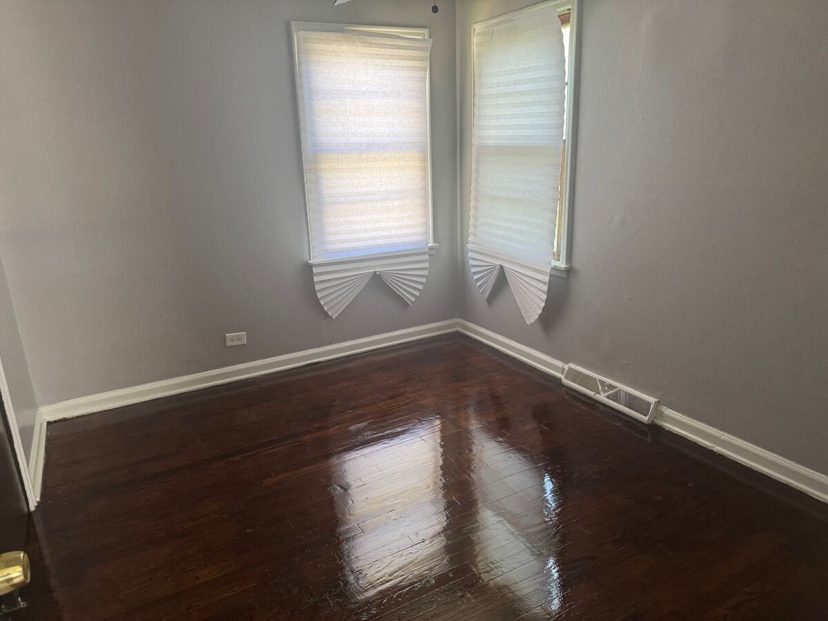Photo - Move-In Ready! 4bd, 2ba