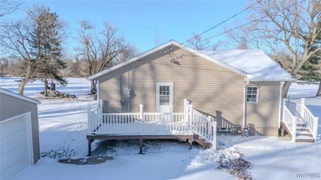 Photo - 3582 Upper Mountain Rd