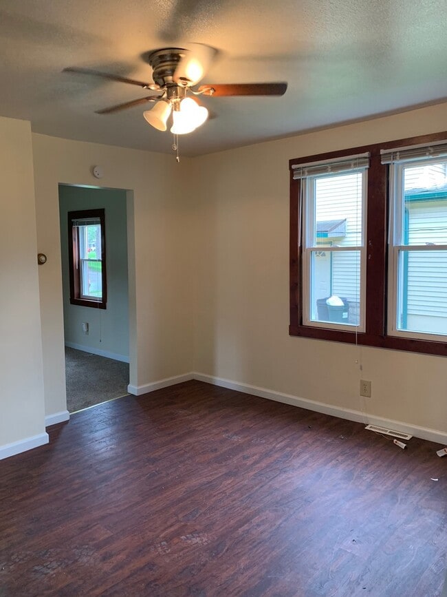 Photo - 1324 Salt Springs Rd