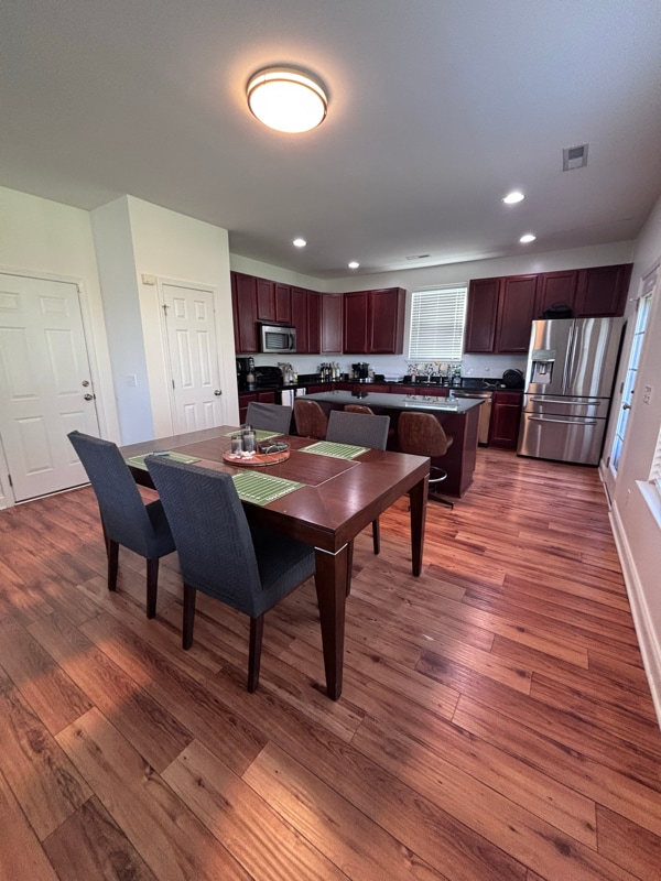 Photo - 520 Crossland Dr