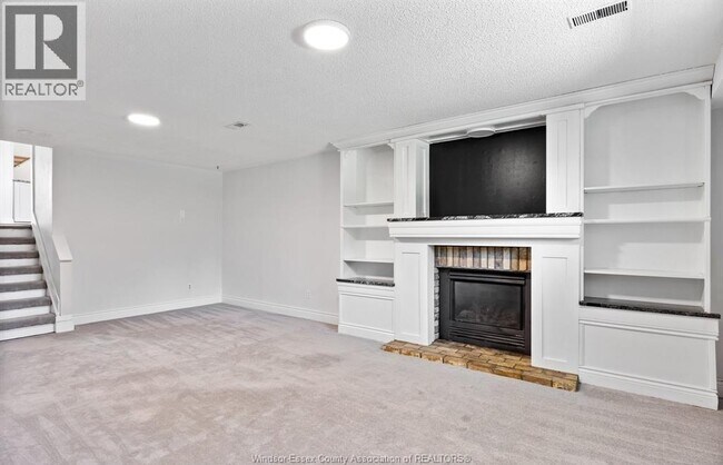 Photo - 3418 Deerbrook Dr