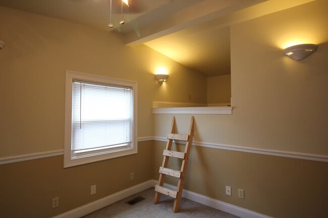 bedroom 4 - 703 Washtenaw Rd