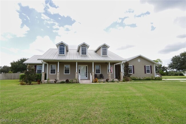 Photo - 16680 Oak Grove Ct House
