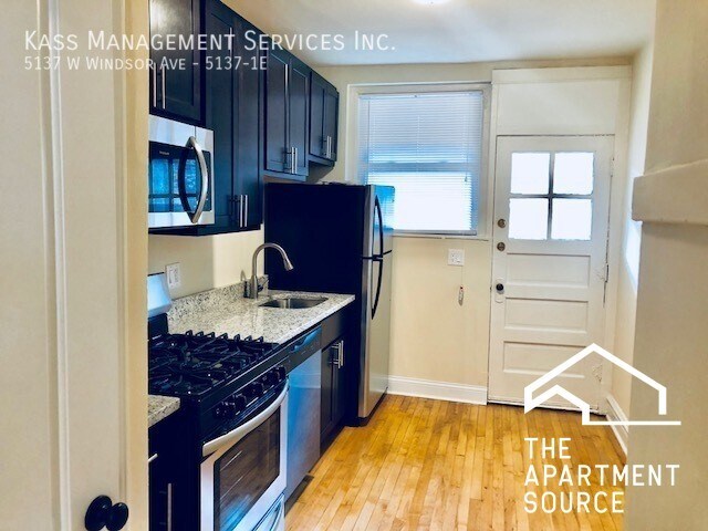 Photo - 5137 W Windsor Ave