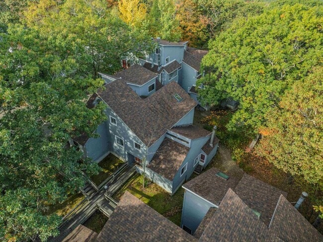 28 Condo Rd Unit 1